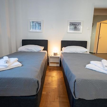 Athens Center 2 Bedrooms 4 Pers Apartment. 외부 사진