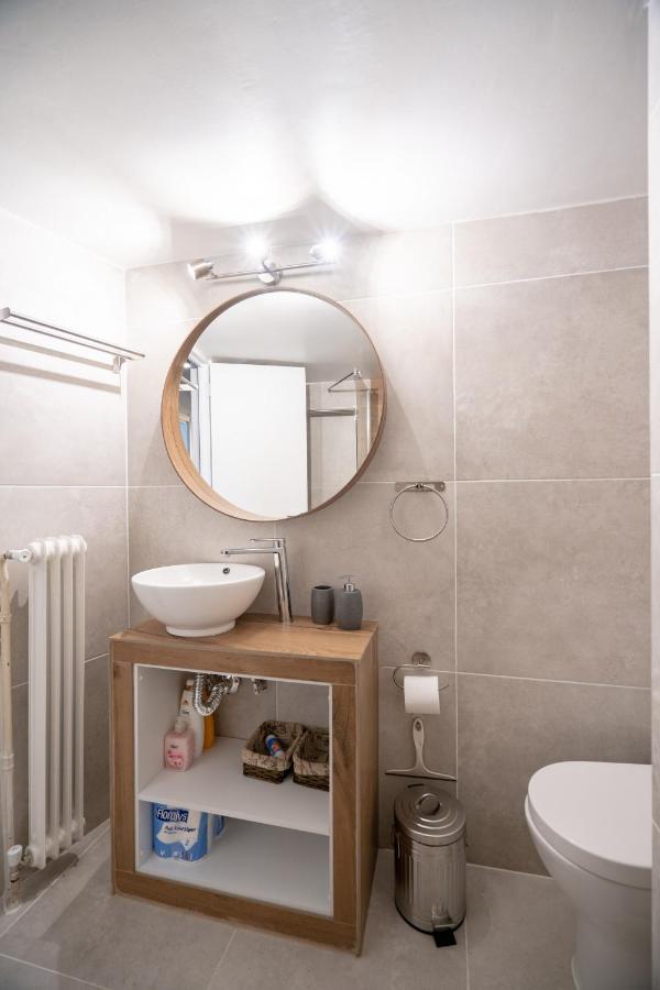 Athens Center 2 Bedrooms 4 Pers Apartment. 외부 사진