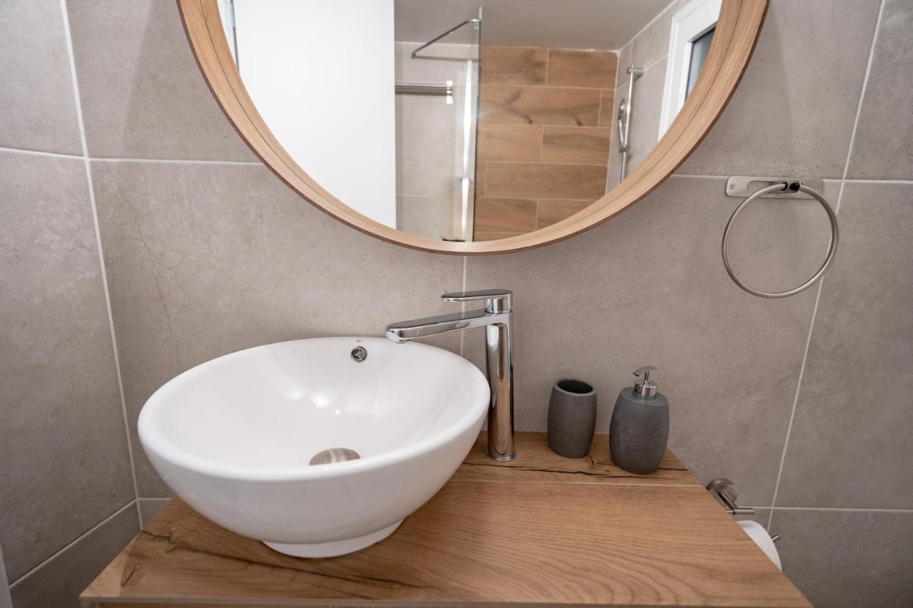 Athens Center 2 Bedrooms 4 Pers Apartment. 외부 사진